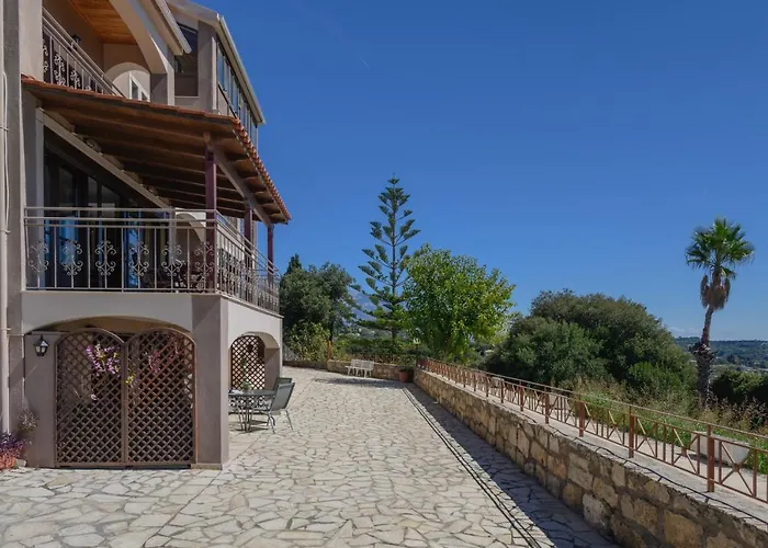 Daire Vivian's Endless View *