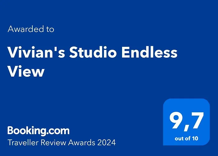 Vivian's Endless View * Svoronata