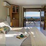 Vivian's Endless View Apartment *